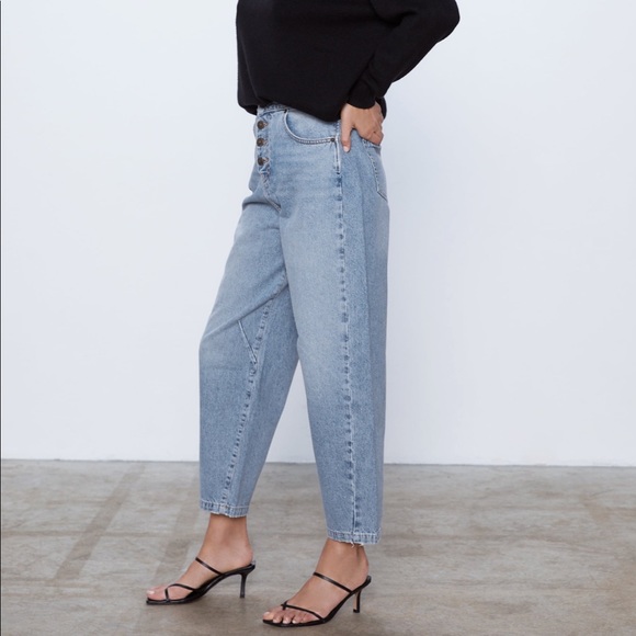 Zara High Waisted Slouchy Fit Jeans - Picture 6 of 14